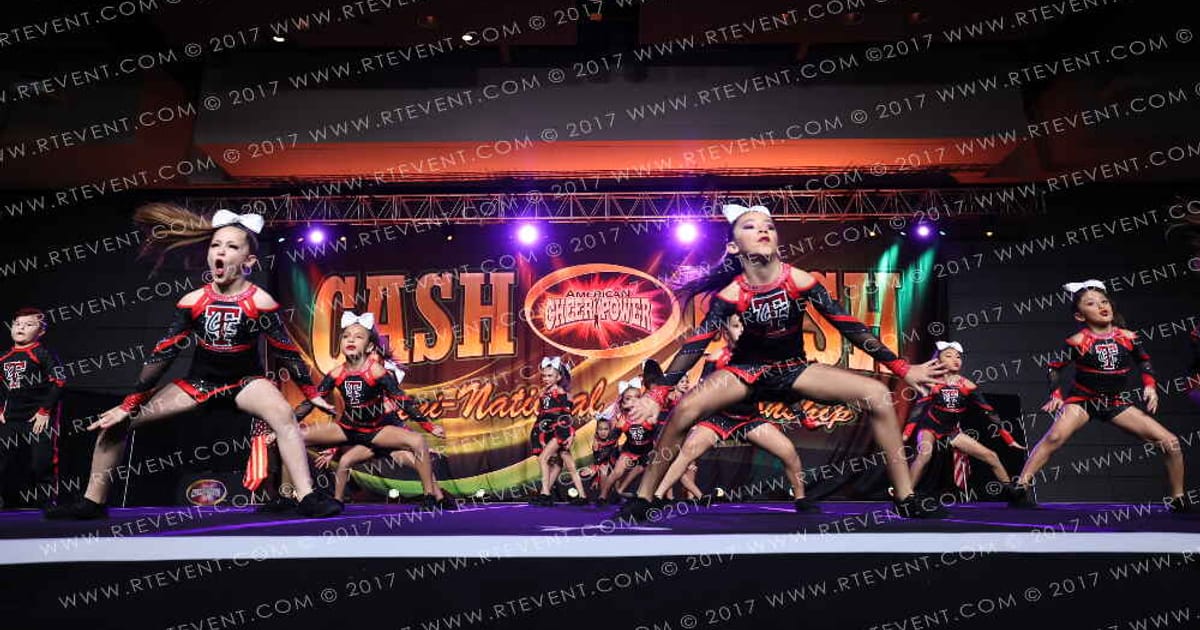 Texas Cheer Force Elite Flawless · Cash Bash Showdown DI DII