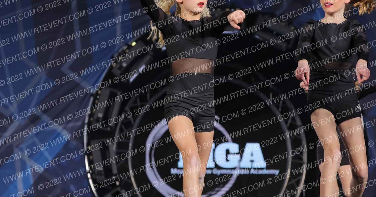 Meadowview Cheer Sapphires · THE CHEER TOUR PIGEON FORGE