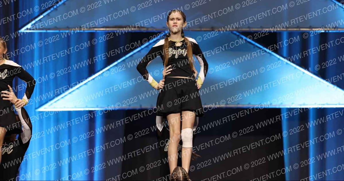 Beyond All Stars DESIRE · Americas Best Grand Nationals