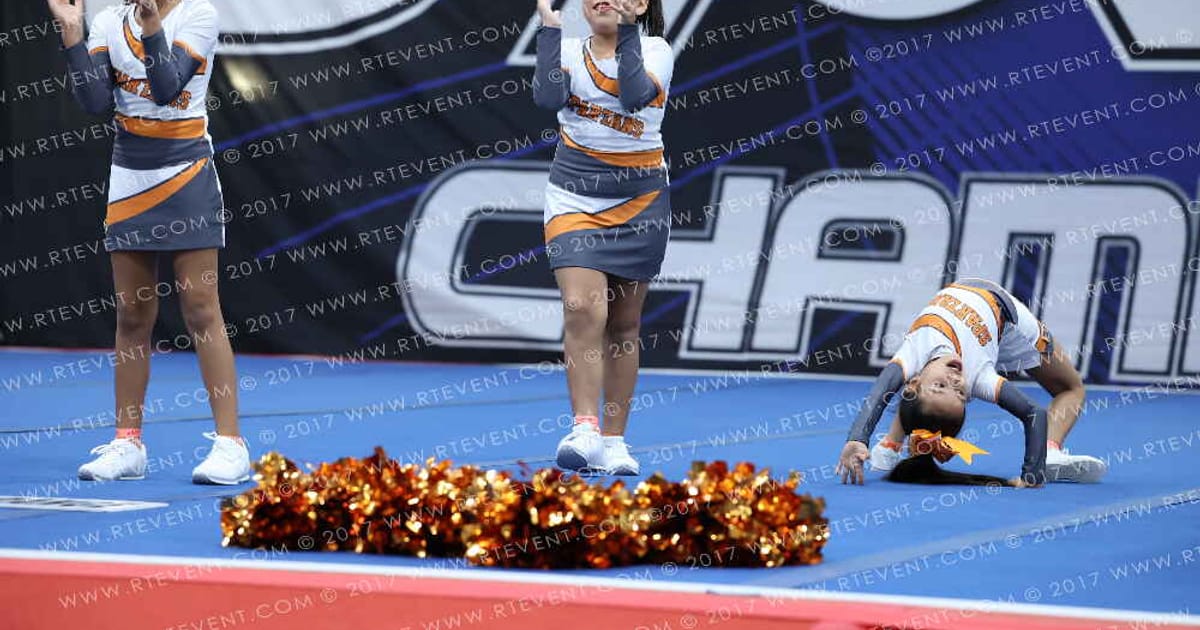 LINCOLN TIGERS DIAMOND DIVAS · Palms Pyramids