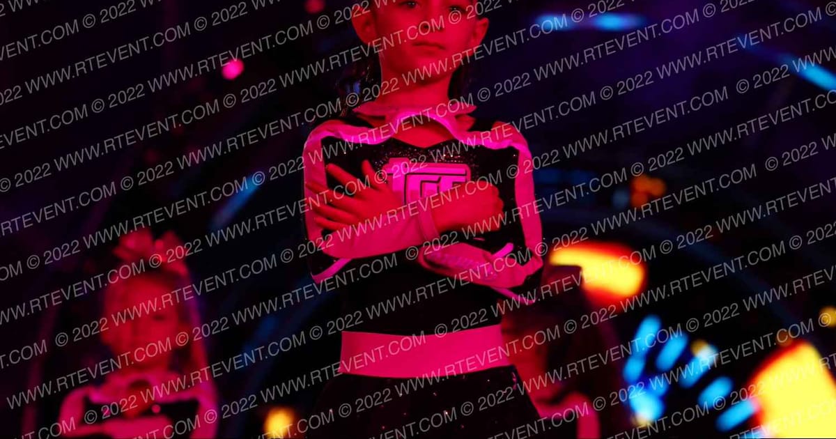 TGC Twisters · THE CHEER TOUR PIGEON FORGE
