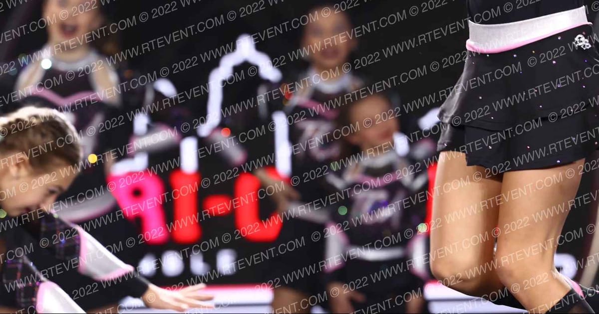 Tri-Cities Tumble & Cheer Diamonds · THE CHEER TOUR PIGEON FORGE