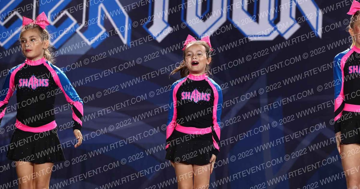 Savannah Sharks Bull Sharks · THE CHEER TOUR PIGEON FORGE