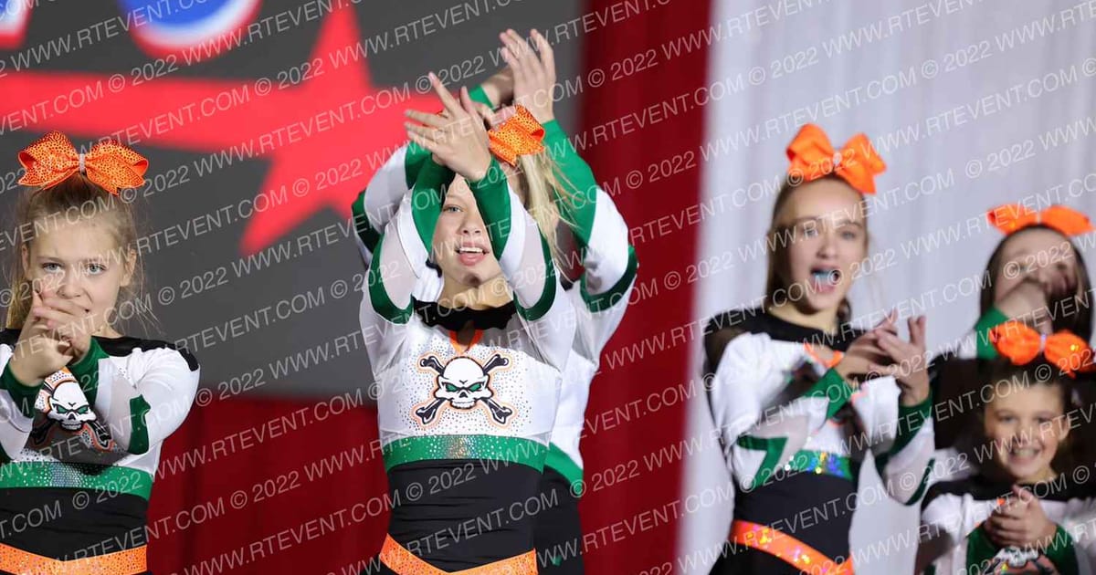 Iowa Elite Cheer - Des Moines Savage · CHAMPS Grand Nationals DIDII