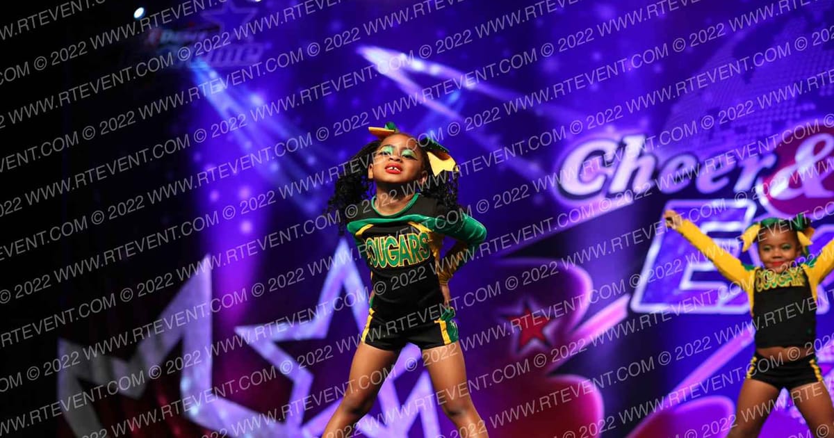 Cougars Competitive Cheer Showcatz · holiday Spectacular FINAL