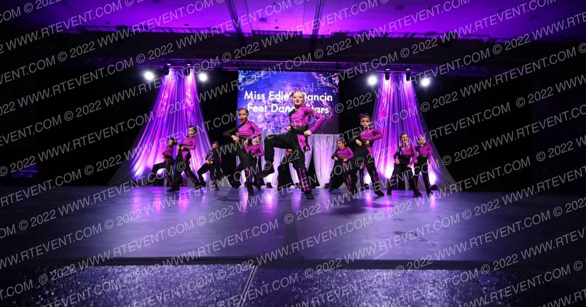 Miss Edie's Dancin Feet Dance Stars Mini · Holiday Spectacular Dance