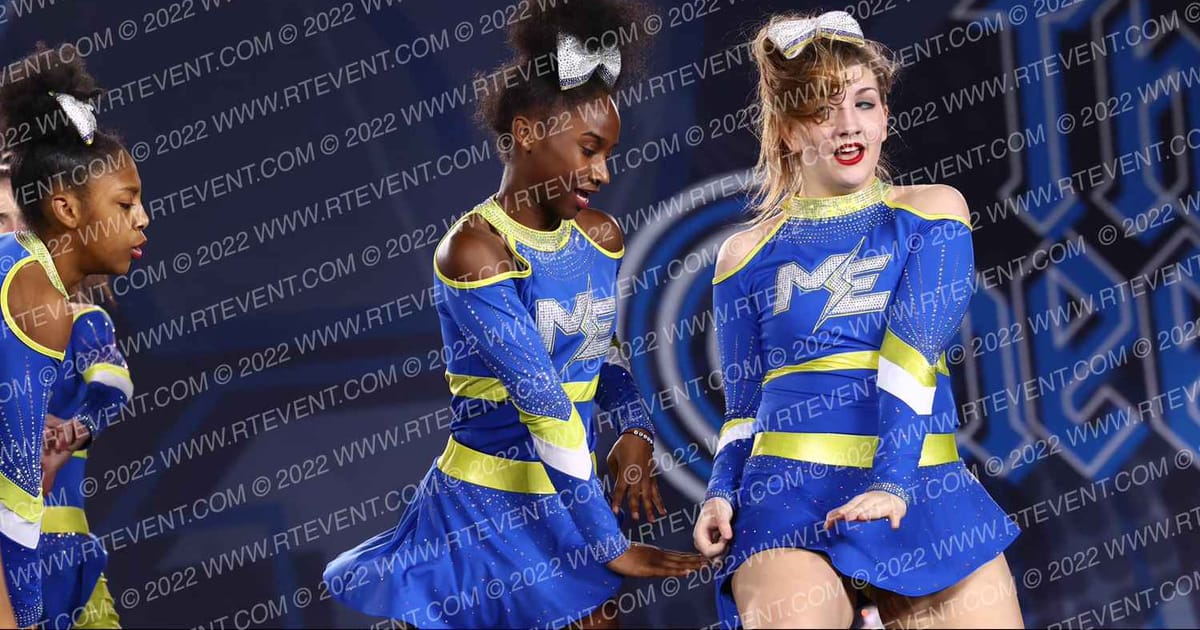 Midsouth Extreme Blue Diamonds · THE CHEER TOUR PIGEON FORGE
