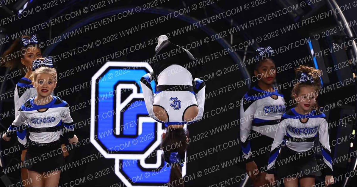 Oxford Cheer Hammerheads · THE CHEER TOUR PIGEON FORGE