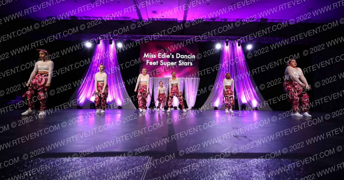 Miss Edie's Dancin Feet Super Stars Youth · Holiday Spectacular Dance
