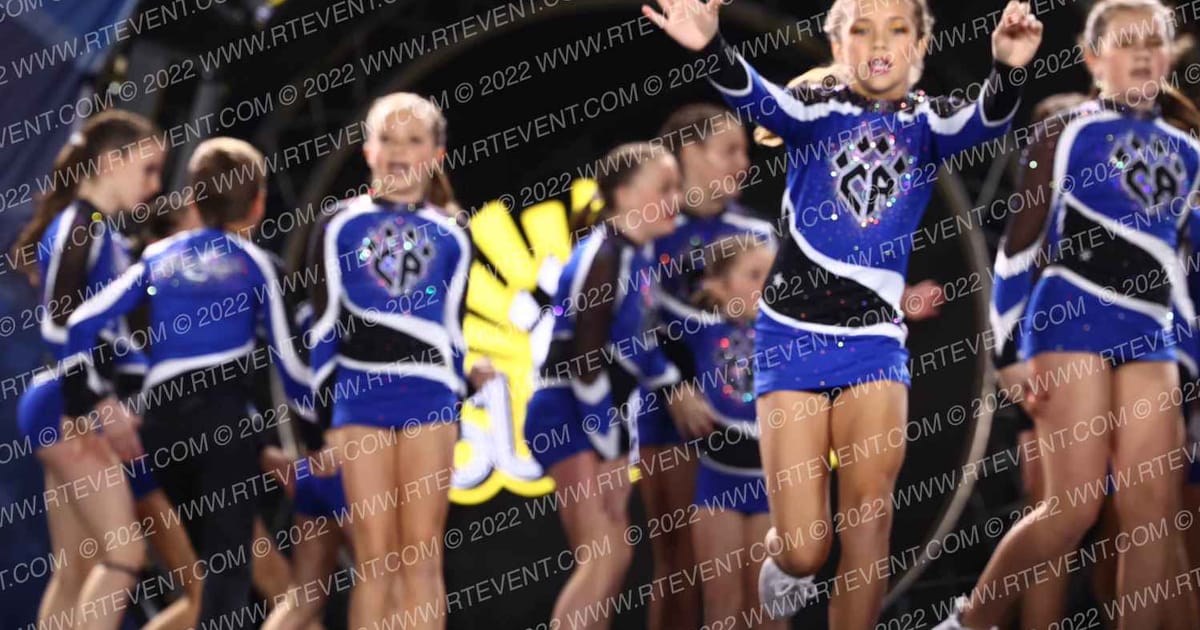 Cheer Athletics Pensacola SunnY3 · THE CHEER TOUR PIGEON FORGE