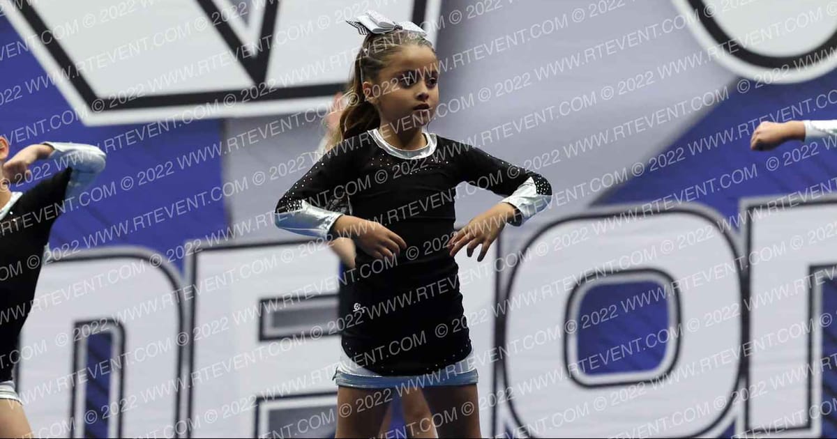 TUCSON RAIDERS 8U CHEER · ACC NORTH Holiday Showcase