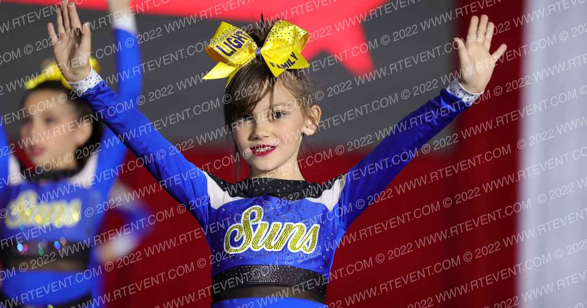 Cheer Central Suns Light · CHAMPS Grand Nationals DIDII