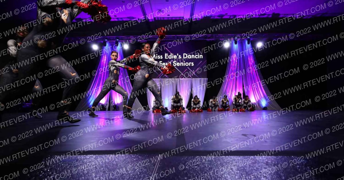 Miss Edie's Dancin Feet Seniors · Holiday Spectacular Dance
