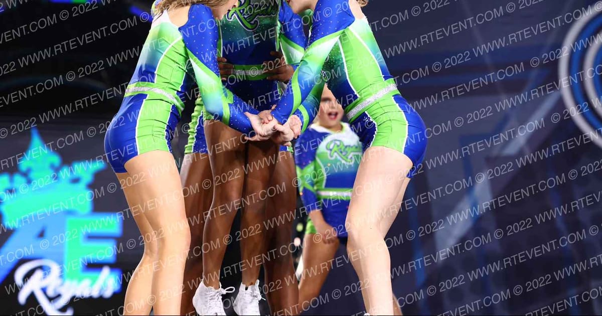 Alpha Extreme Cheer Sovereign · THE CHEER TOUR PIGEON FORGE
