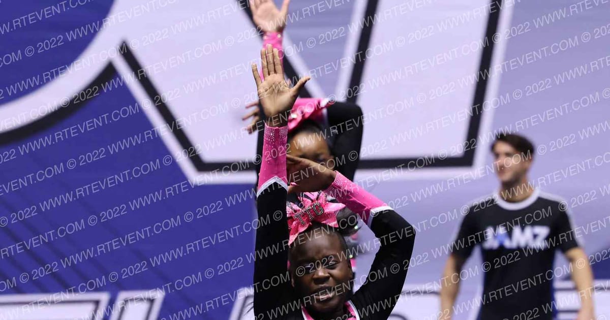TTG DOLLZSQUAD · ARENA Holiday Showcase