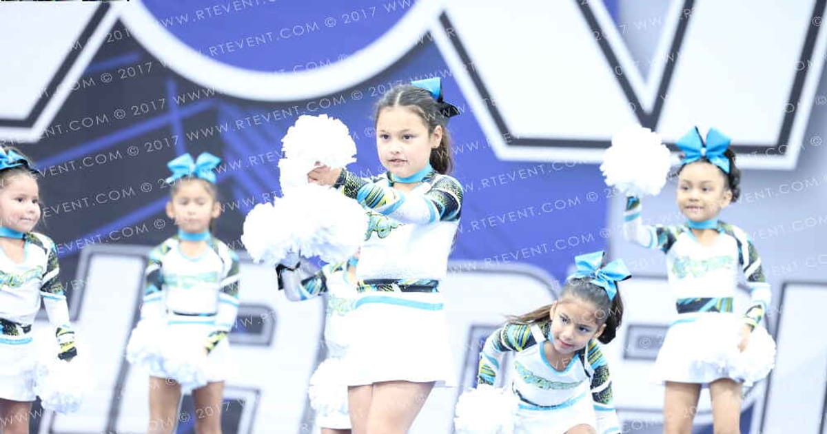 MAYANS MINIS · Palms Pyramids