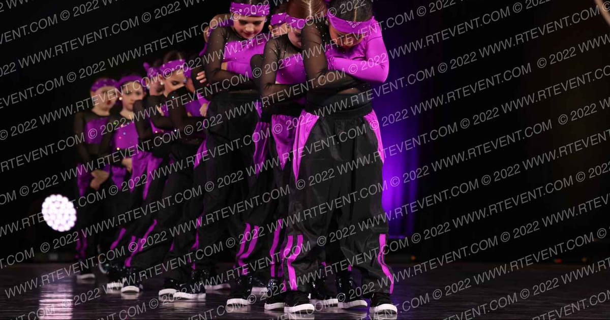 Dancin Bluebonnets Tiny Hip Hop · The GROOVE at Encore
