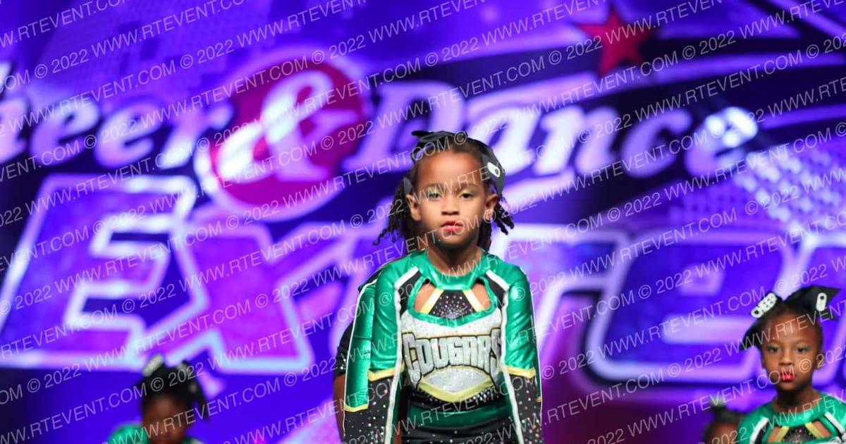 Cougars Competitive Cheer Thundercatz · holiday Spectacular FINAL
