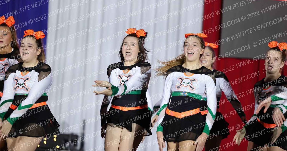 Iowa Elite Cheer - Des Moines Savage · CHAMPS Grand Nationals DIDII