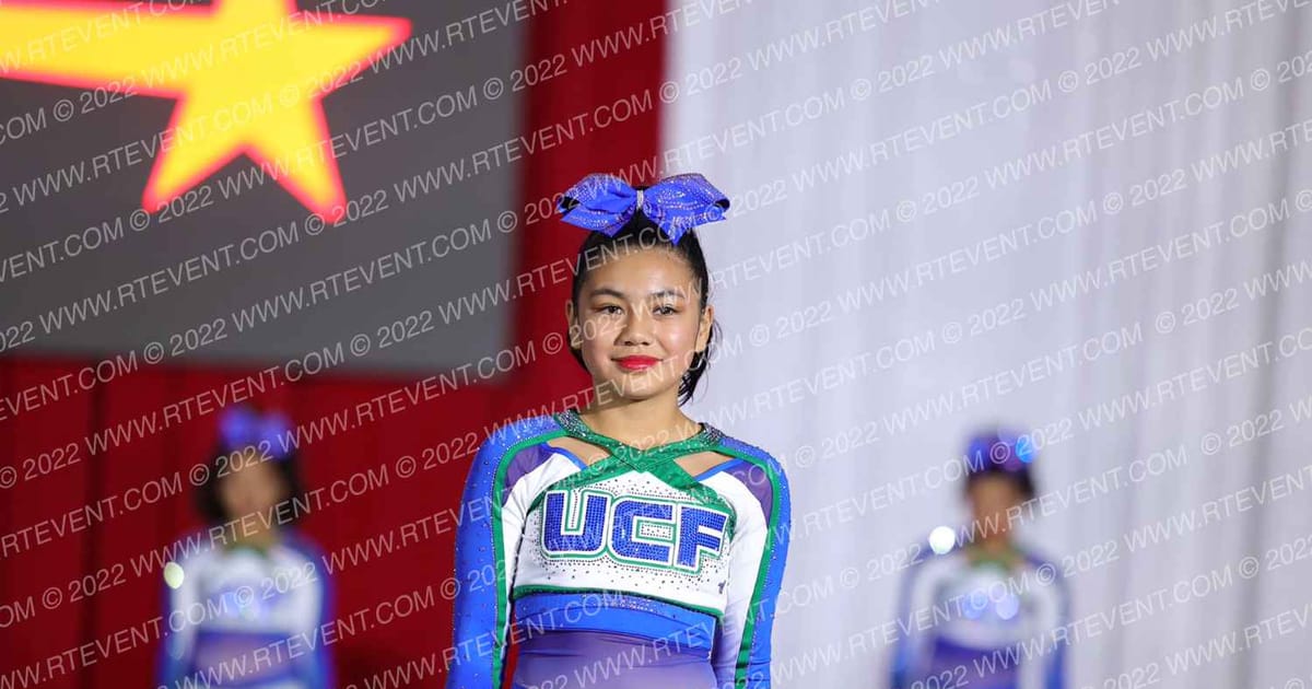 University Cheer Force Flash · CHAMPS Grand Nationals DIDII