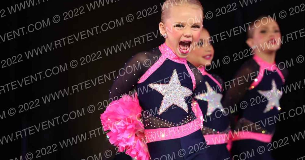 Star Steppers Dance Tiny Team Pom · The GROOVE at Encore