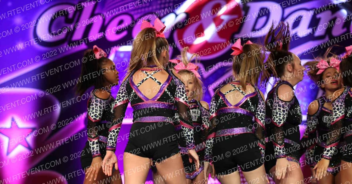 Extreme Spirit Allstarz Wick3d Cats · holiday Spectacular FINAL
