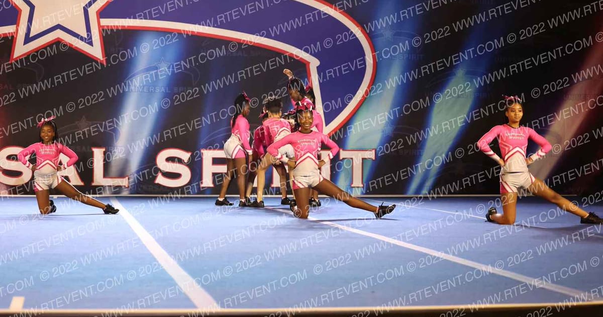 Elite Diamonds Cheer & Dance Pink Ice · Universal Spirit Concord Challenge DIDII