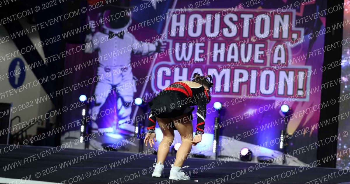 Cheer Station Arrows · Encore Houston