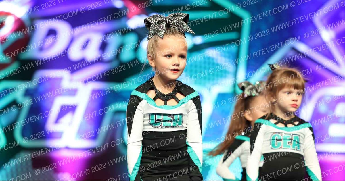 Cheer Extreme DMV Bubbles · holiday Spectacular FINAL