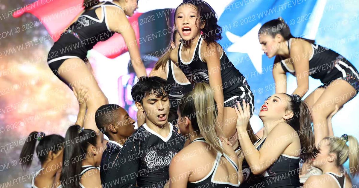 San Antonio Spirit Team Magenta · Encore Houston