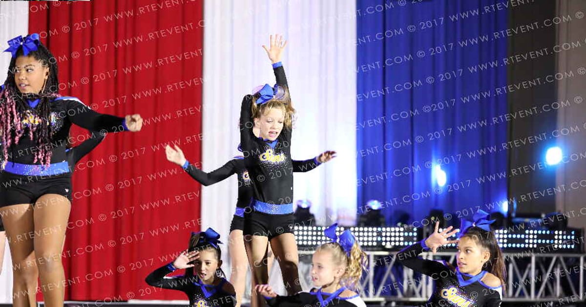 Cheer Central Suns Junior Pink · Aurora Grand Nationals