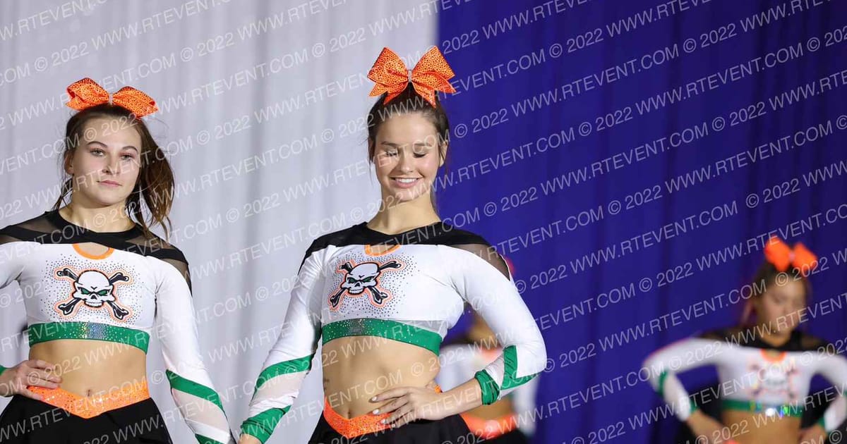 Iowa Elite Cheer - Des Moines Undertakers · CHAMPS Grand Nationals DIDII