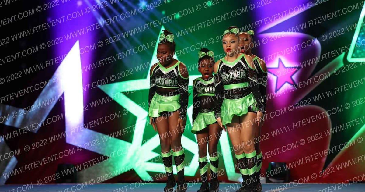 Hot Topic All Stars Sweet Bombshells · holiday Spectacular FINAL