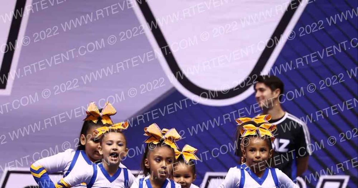 EL MONTE JETS JR GREMLIN · ARENA Holiday Showcase