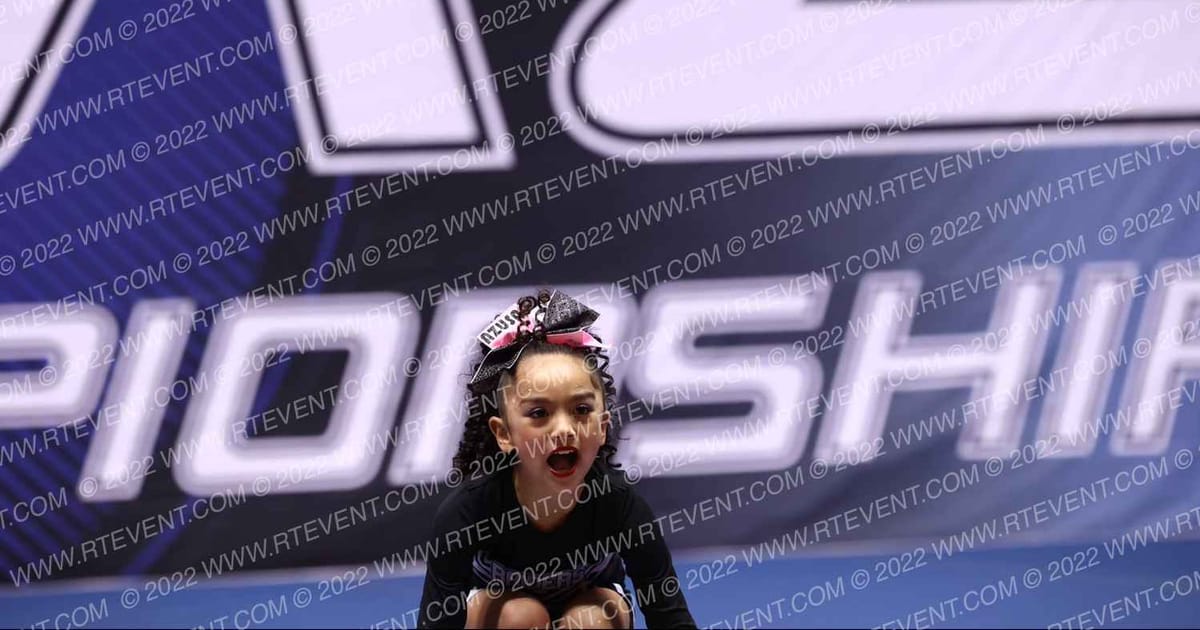 AZUSA RAIDERS GREMLINS · ARENA Holiday Showcase