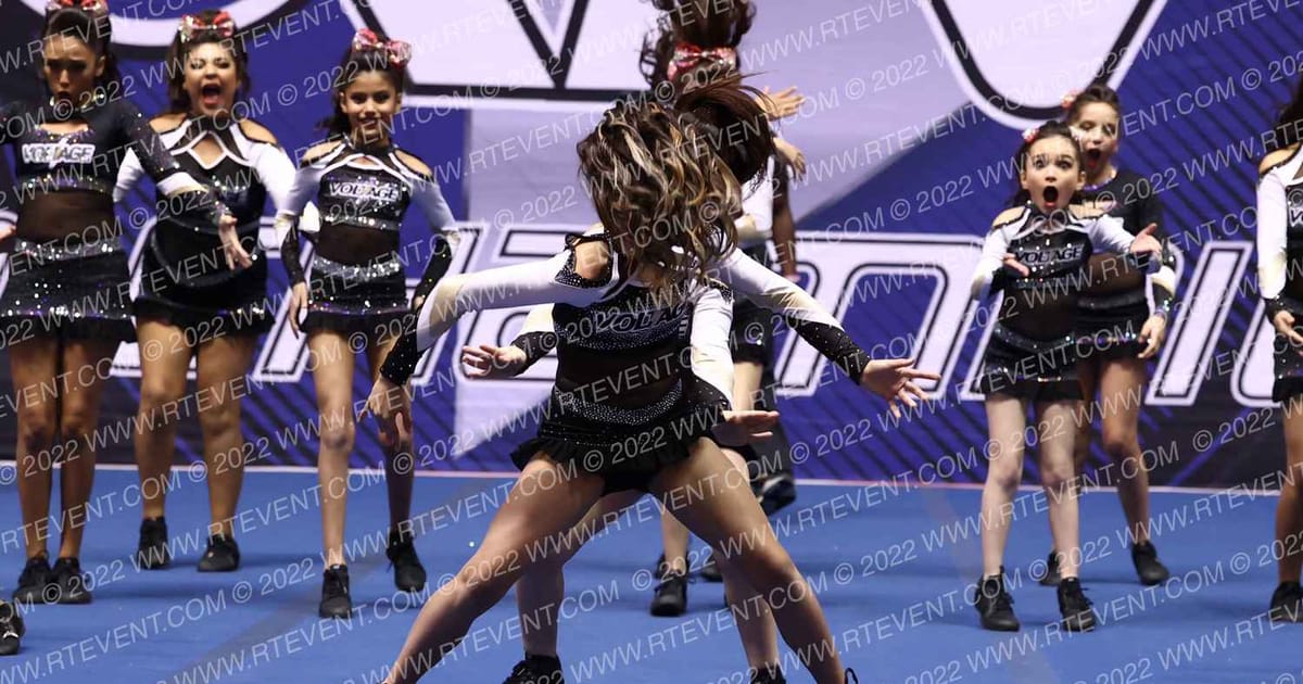 VOLTAGE XTREME CHEER MISS VANITY · ARENA Holiday Showcase