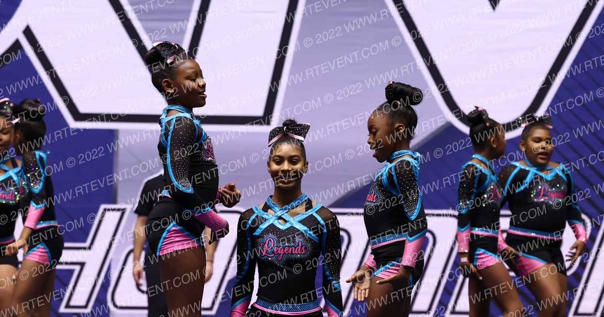 STC LEGENDS DIVAZ · ARENA Holiday Showcase
