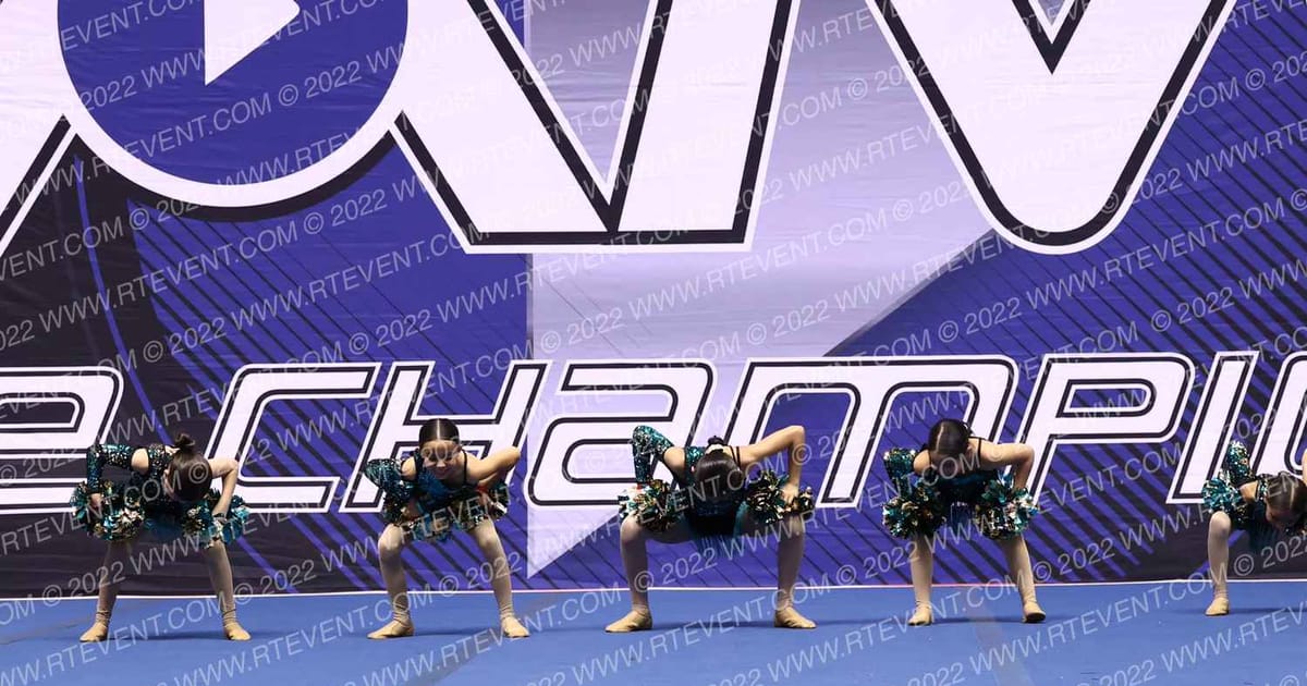 MAYANS CHEER AND DANCE JADE · ARENA Holiday Showcase