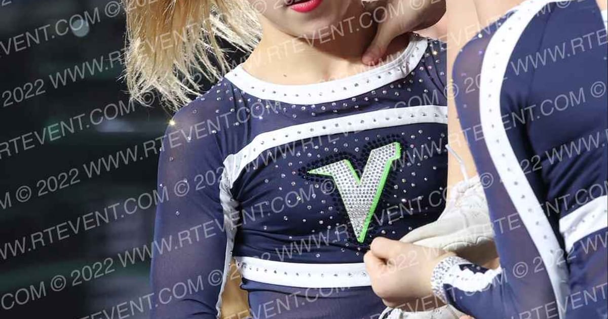 Cheerville Athletics Descendants · ECC Big Bid Huntsville UPDATED