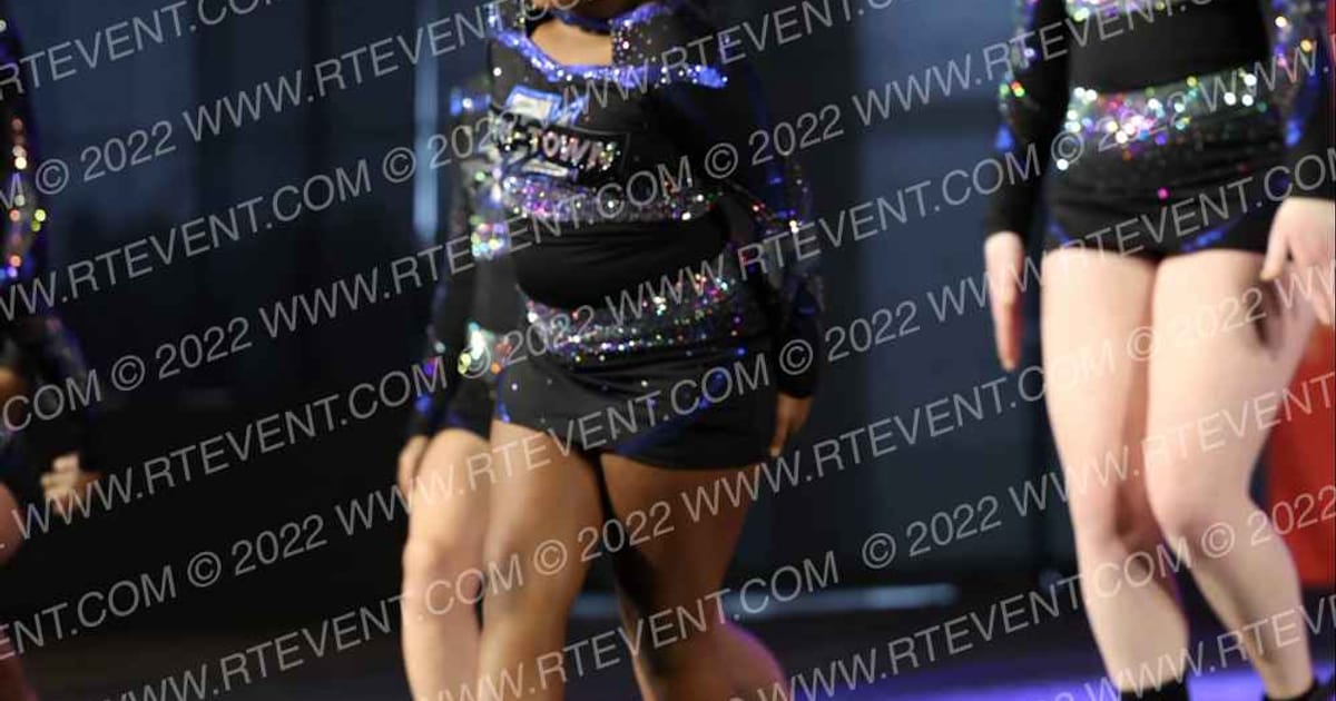 Tri-Town Competitive Cheerleading Junior Drizzle · NCA Oaks Classic