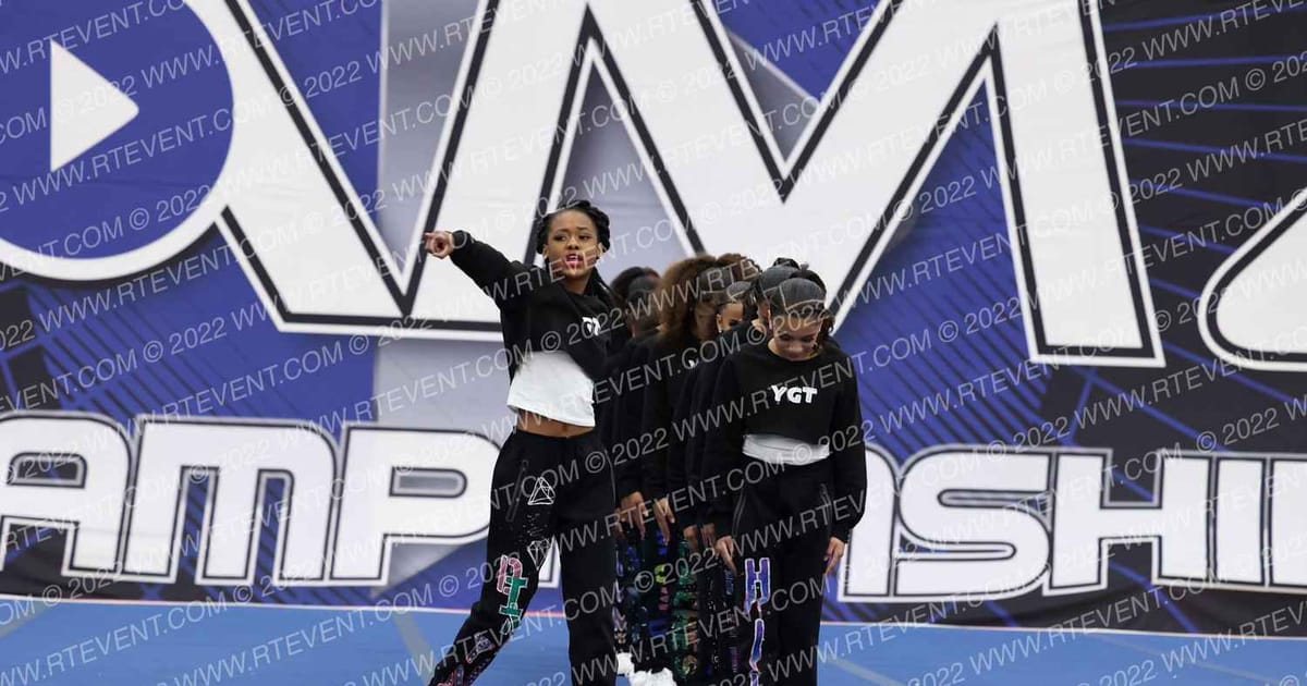 UNIVERSITY CHEER FORCE SNOW · Adrenaline