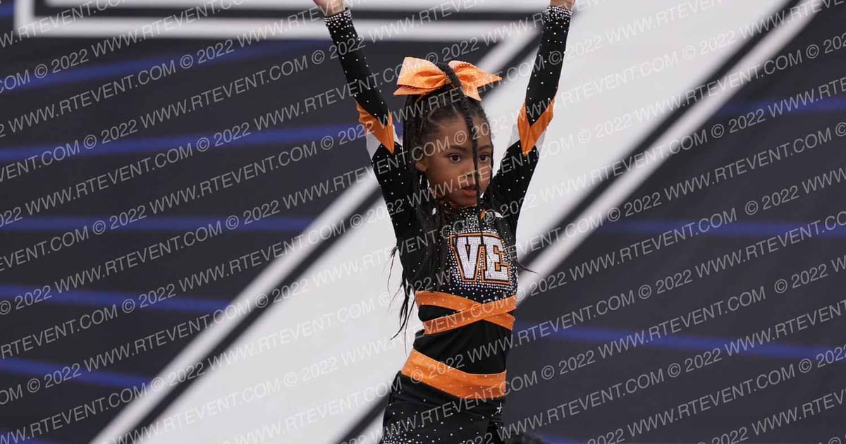 VACAVILLE ELITE SUPER NOVA · Adrenaline