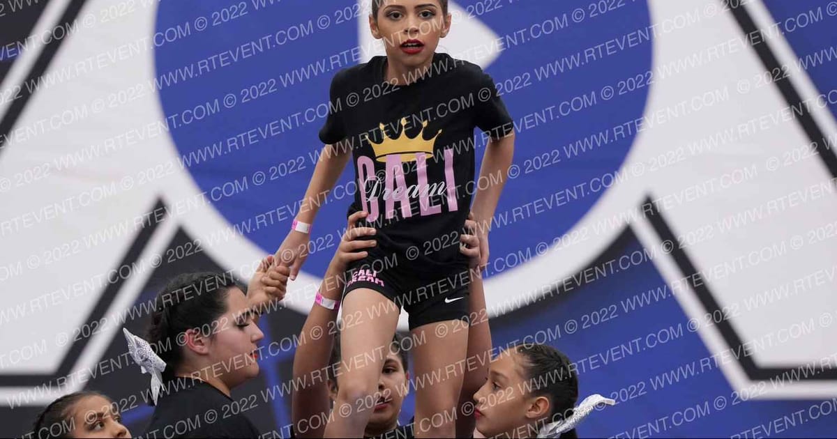 CALI DREAM ATHLETICS YOUTH PINK · Adrenaline