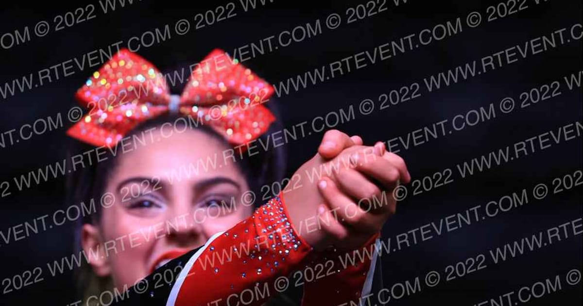 Star Athletics Junior White · Spirit Cheer Super Nationals