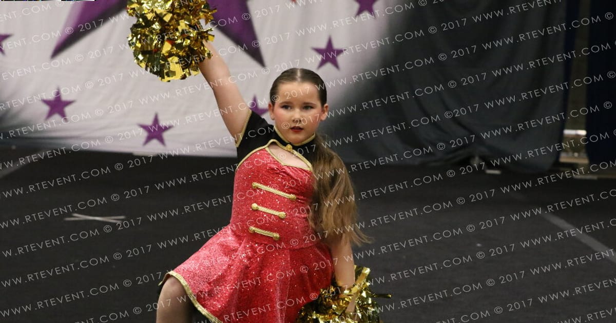 Power Cheer Poppy Murray Brown · FC Essentials