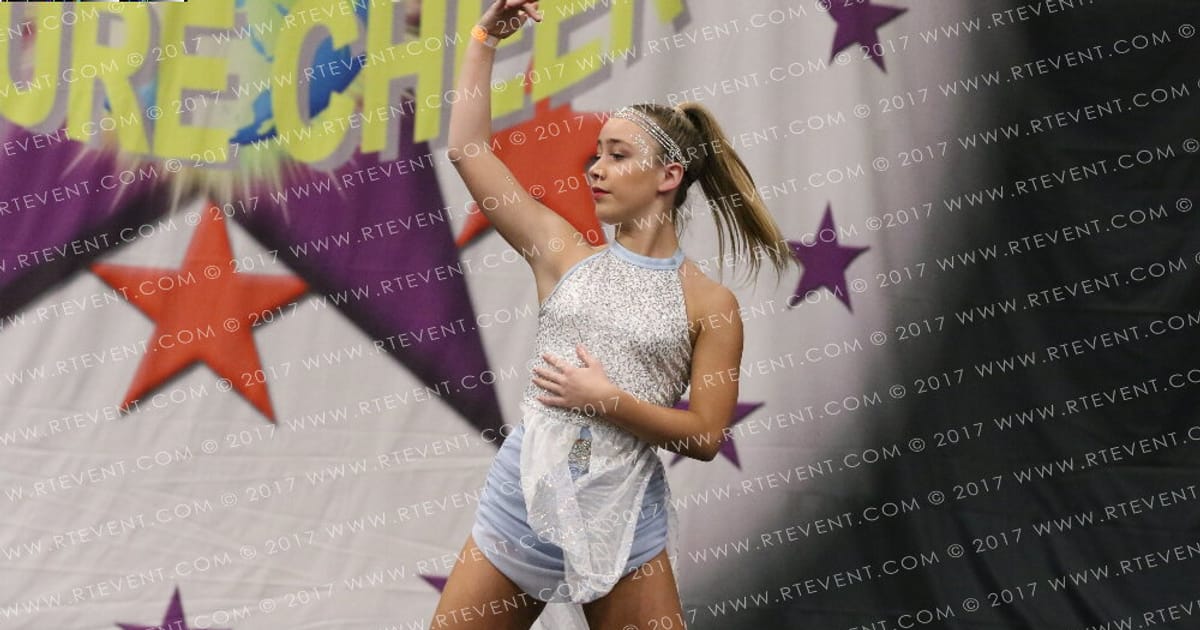 Power Cheer Sophia Hart · FC Essentials
