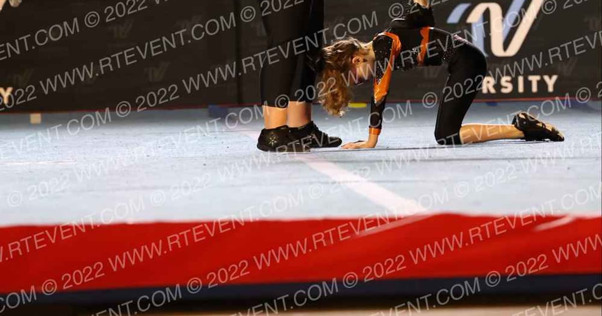 Crush Cheerleading Mini Magicians · The STATE Daytona Beach Nationals
