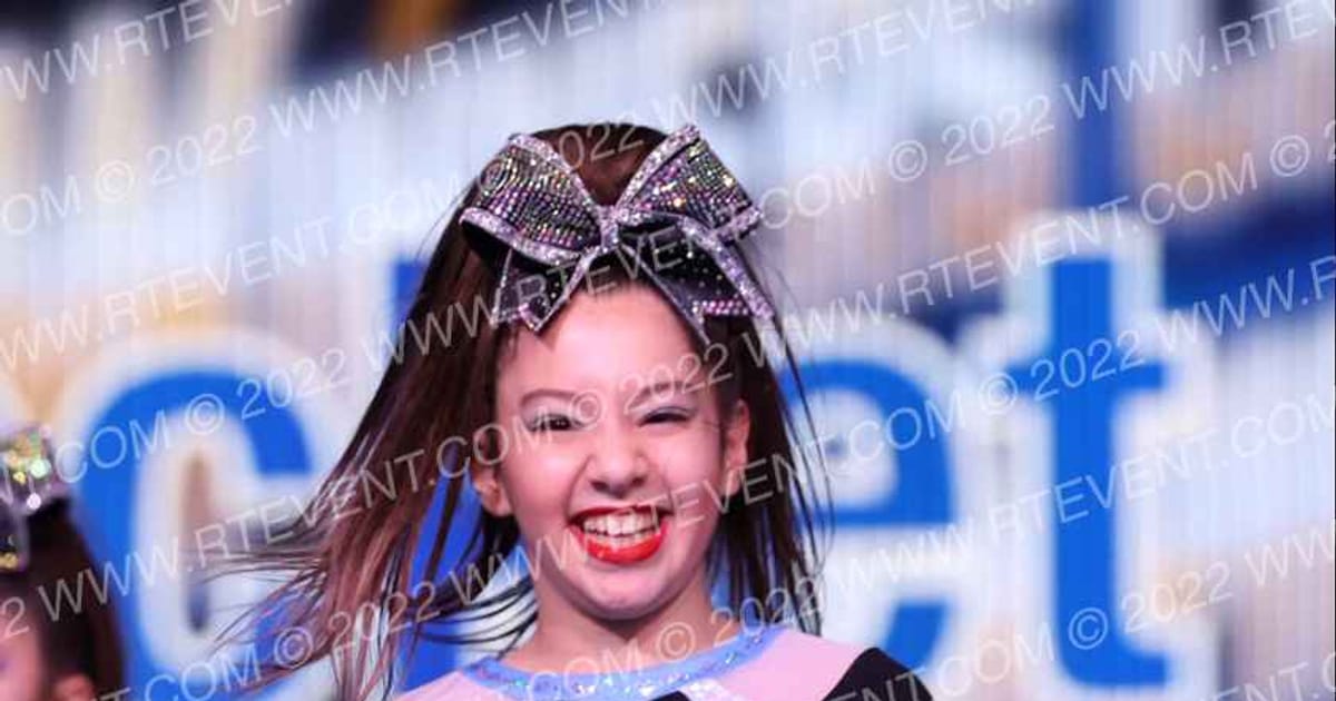 Rocket Cheer Wicked · Foxwood WC