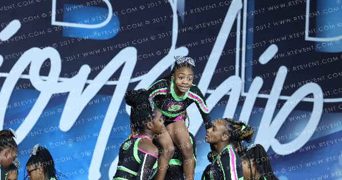 Universal Cheer Experience Blaze · ECC Big Bid Huntsville