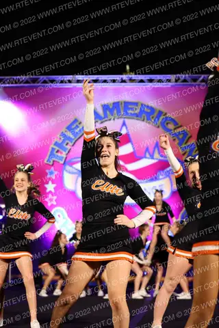 Pirates Cheerleading Club Elite
